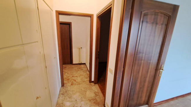 2 CAMERE in vendita a Fidenza