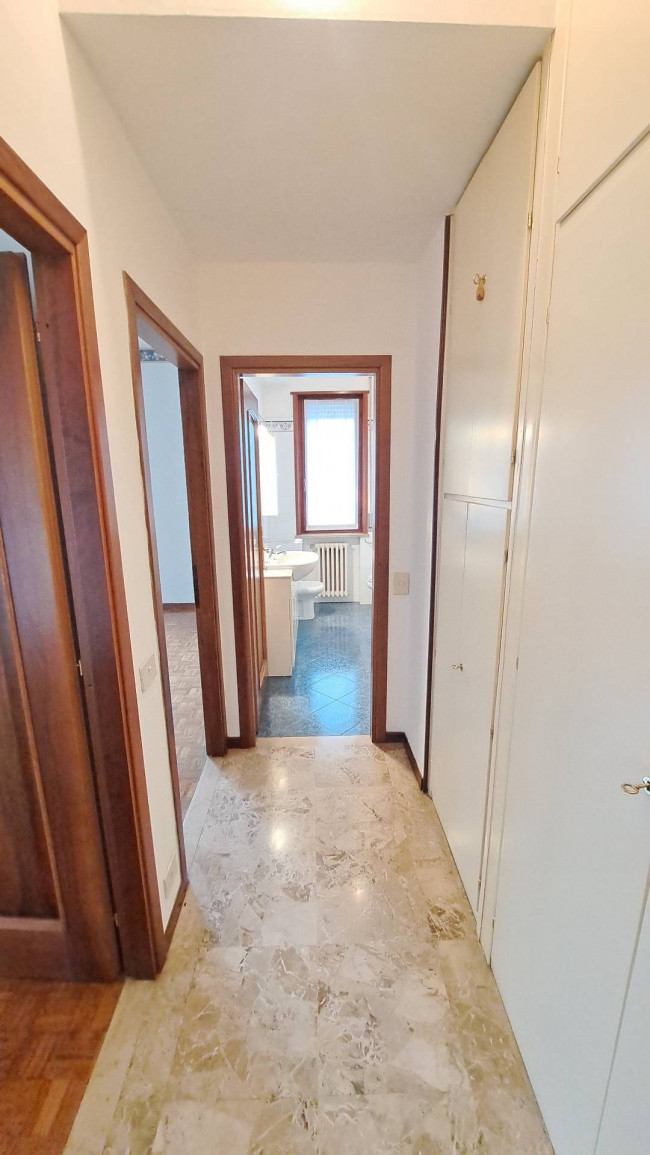 2 CAMERE in vendita a Fidenza