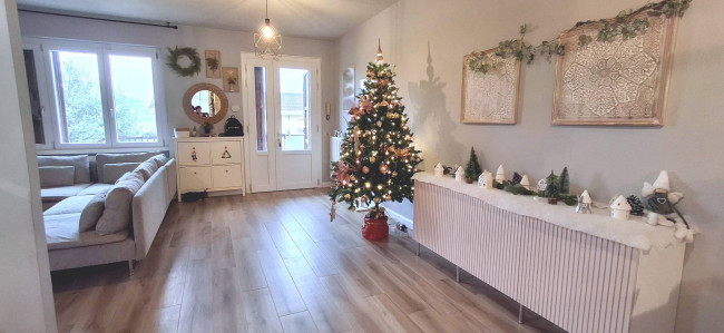 CASA SCHIERA in vendita a Salsomaggiore Terme