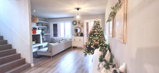 CASA SCHIERA in vendita a Salsomaggiore Terme