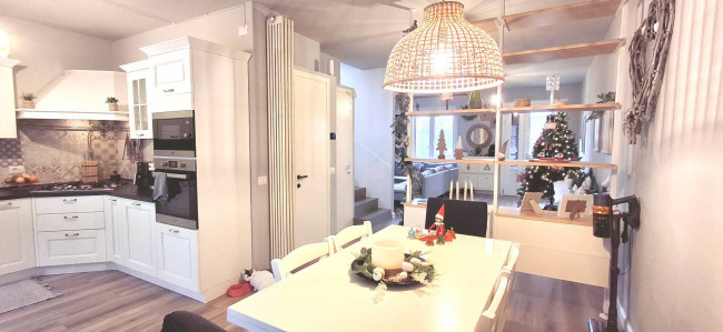 CASA SCHIERA in vendita a Salsomaggiore Terme