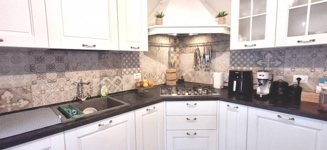 CASA SCHIERA in vendita a Salsomaggiore Terme