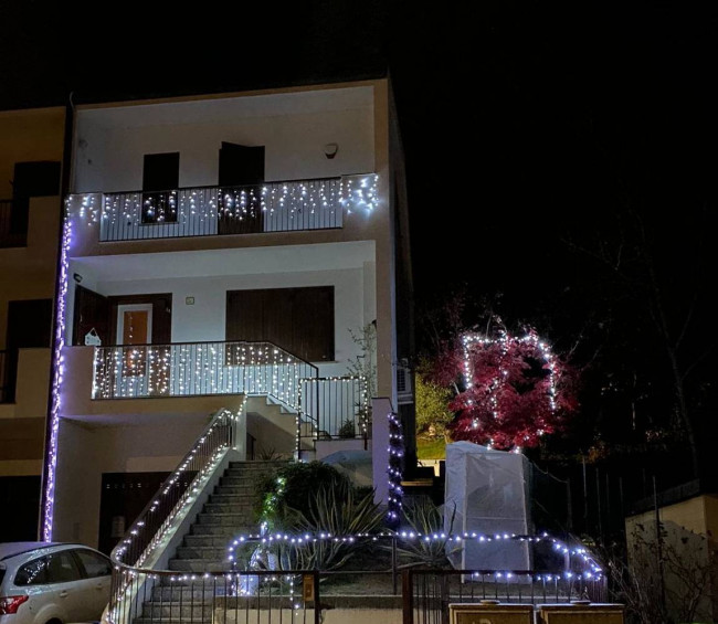 CASA SCHIERA in vendita a Salsomaggiore Terme