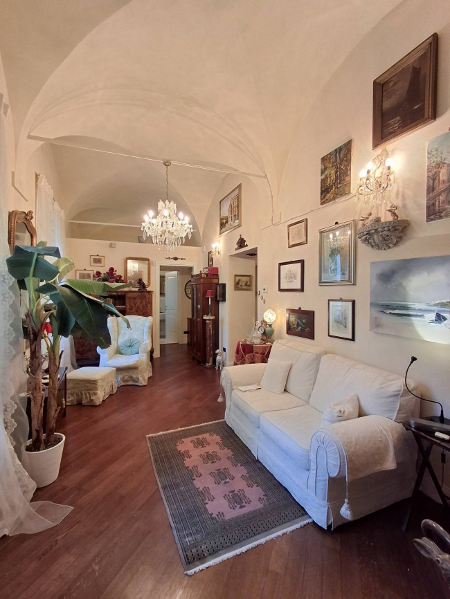 TRILOCALE in vendita a Salsomaggiore Terme