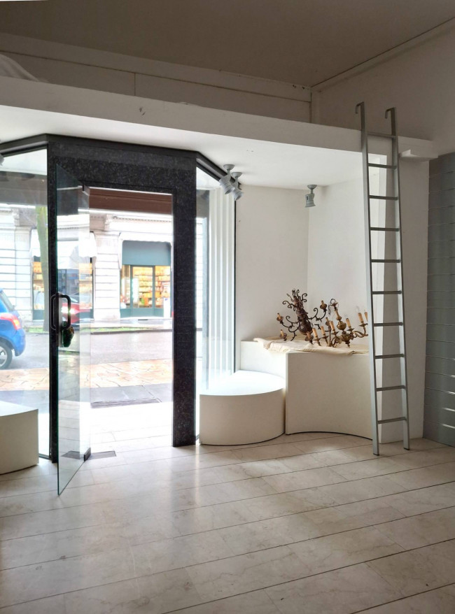 Locale commerciale in vendita a Salsomaggiore Terme