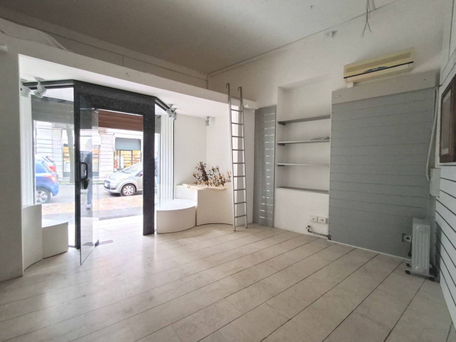 Locale commerciale in vendita a Salsomaggiore Terme