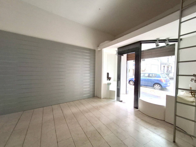 Locale commerciale in vendita a Salsomaggiore Terme
