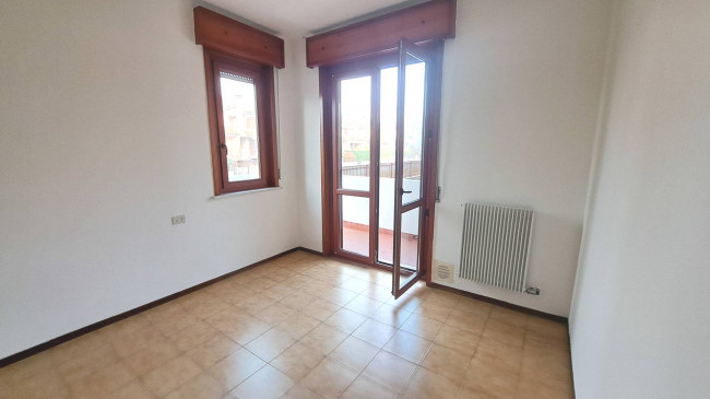 2 CAMERE in vendita a Fidenza