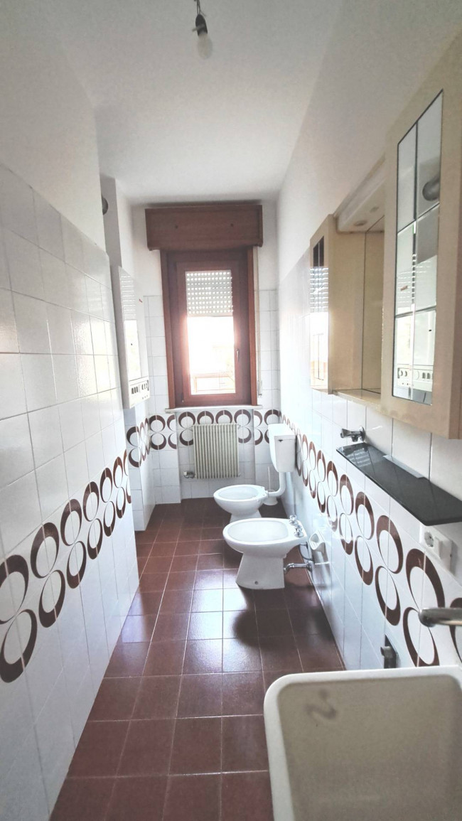2 CAMERE in vendita a Fidenza
