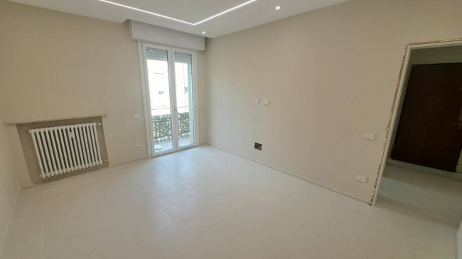 2 CAMERE in vendita a Fidenza