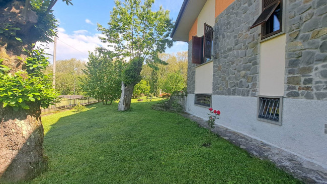 VILLA in vendita a Villafranca in Lunigiana