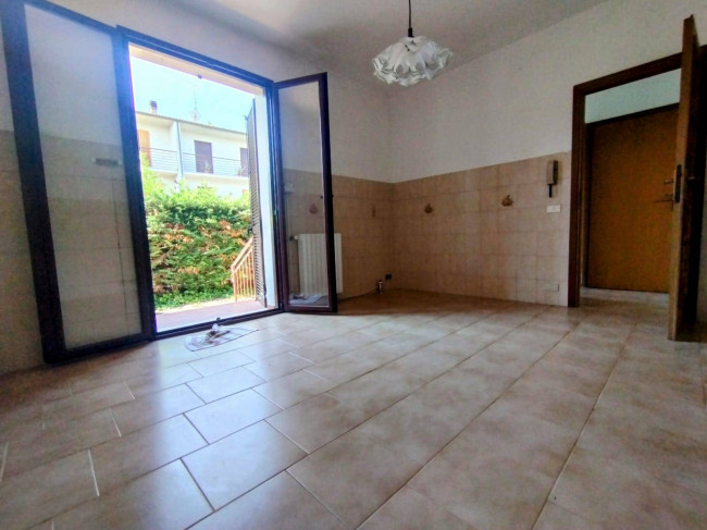 CASA SCHIERA in vendita a Salsomaggiore Terme
