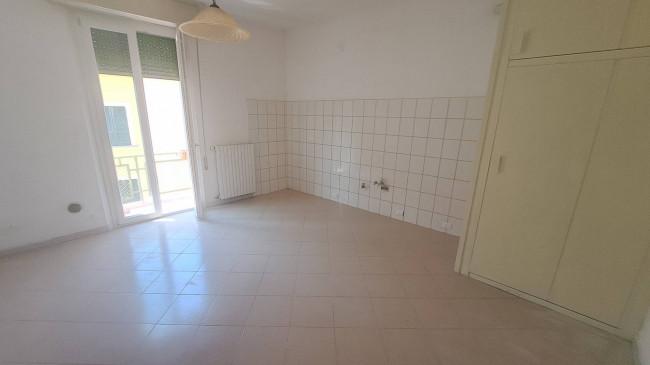 2 CAMERE in vendita a Fidenza