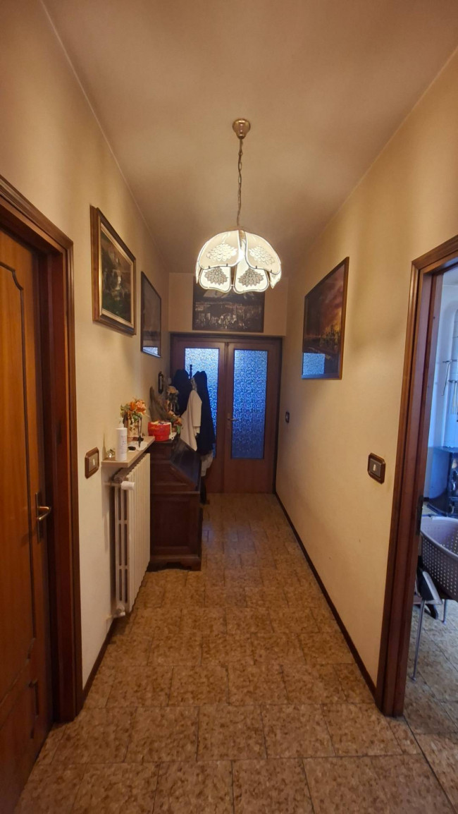 CASA SINGOLA in vendita a Soragna