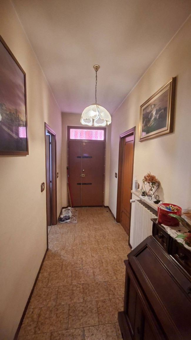 CASA SINGOLA in vendita a Soragna