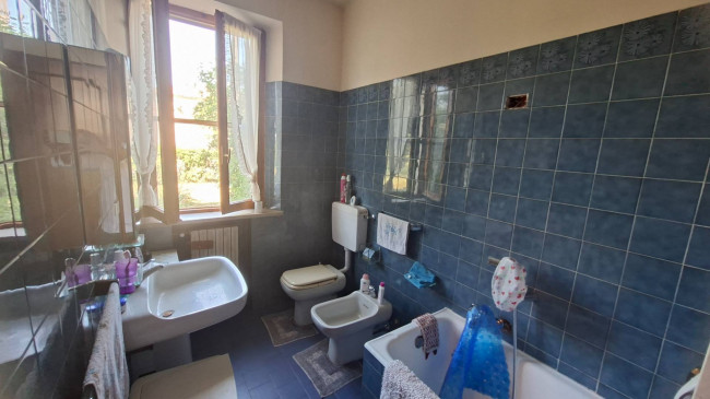 CASA SINGOLA in vendita a Soragna