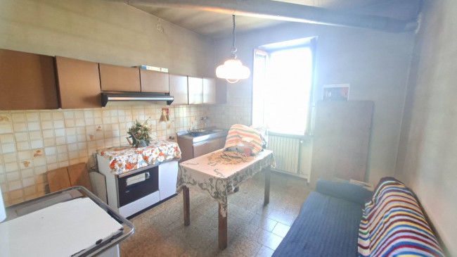 CASA SINGOLA in vendita a Soragna