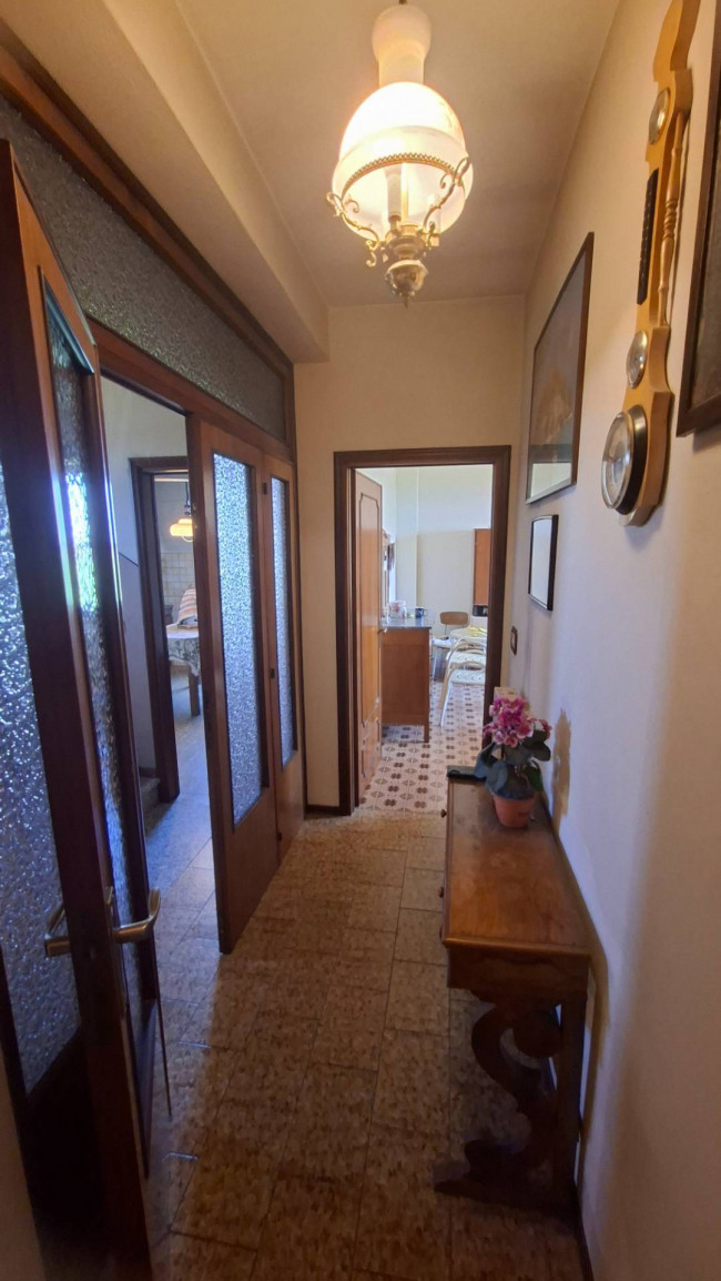 CASA SINGOLA in vendita a Soragna