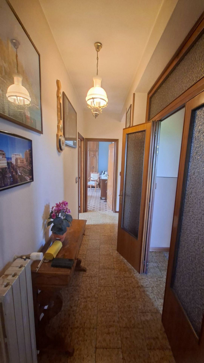 CASA SINGOLA in vendita a Soragna