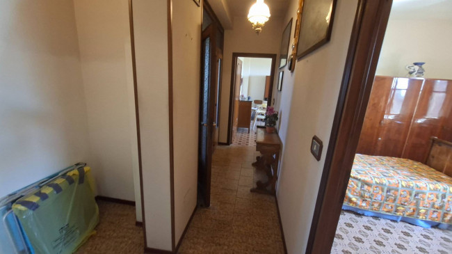 CASA SINGOLA in vendita a Soragna