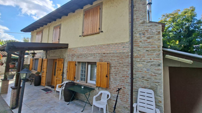 3 CAMERE in vendita a Fidenza