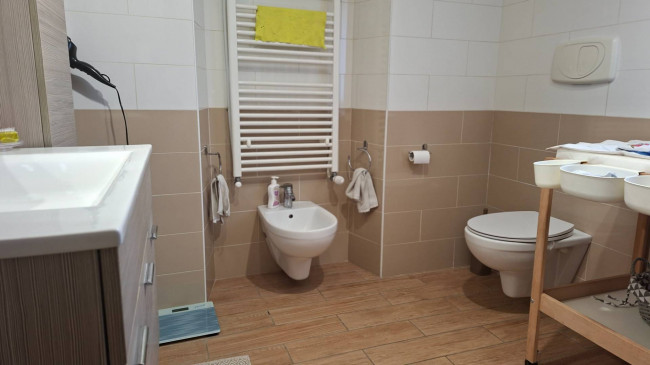 3 CAMERE in vendita a Fidenza