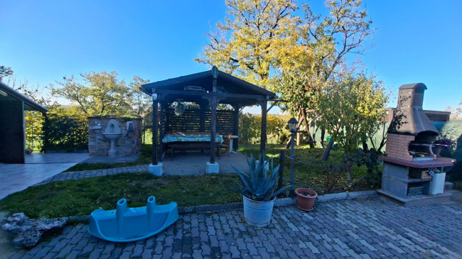 3 CAMERE in vendita a Fidenza