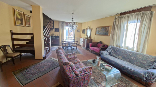 2 CAMERE in vendita a Fidenza