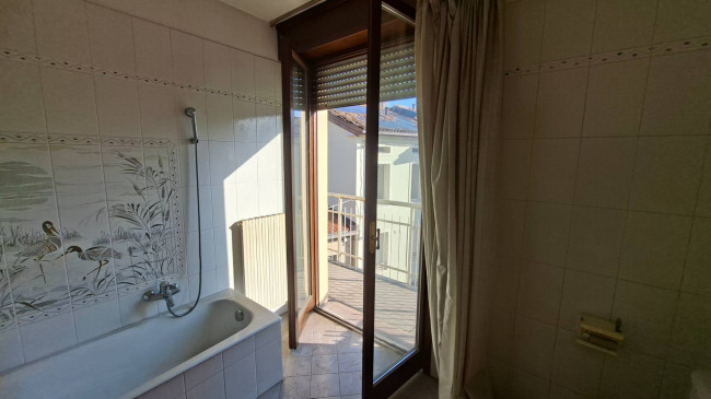 2 CAMERE in vendita a Fidenza