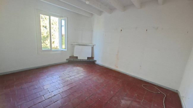 RUSTICO in vendita a Fidenza