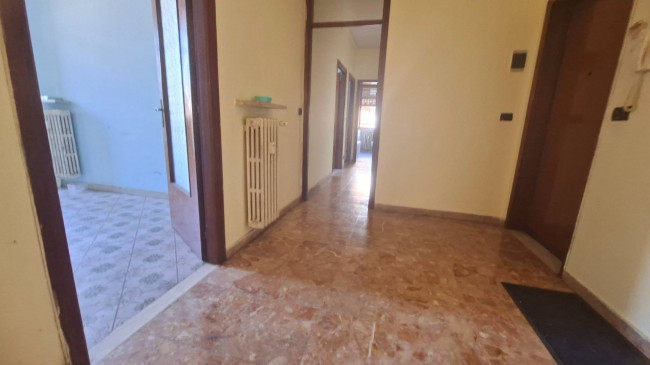 2 CAMERE in vendita a Fidenza