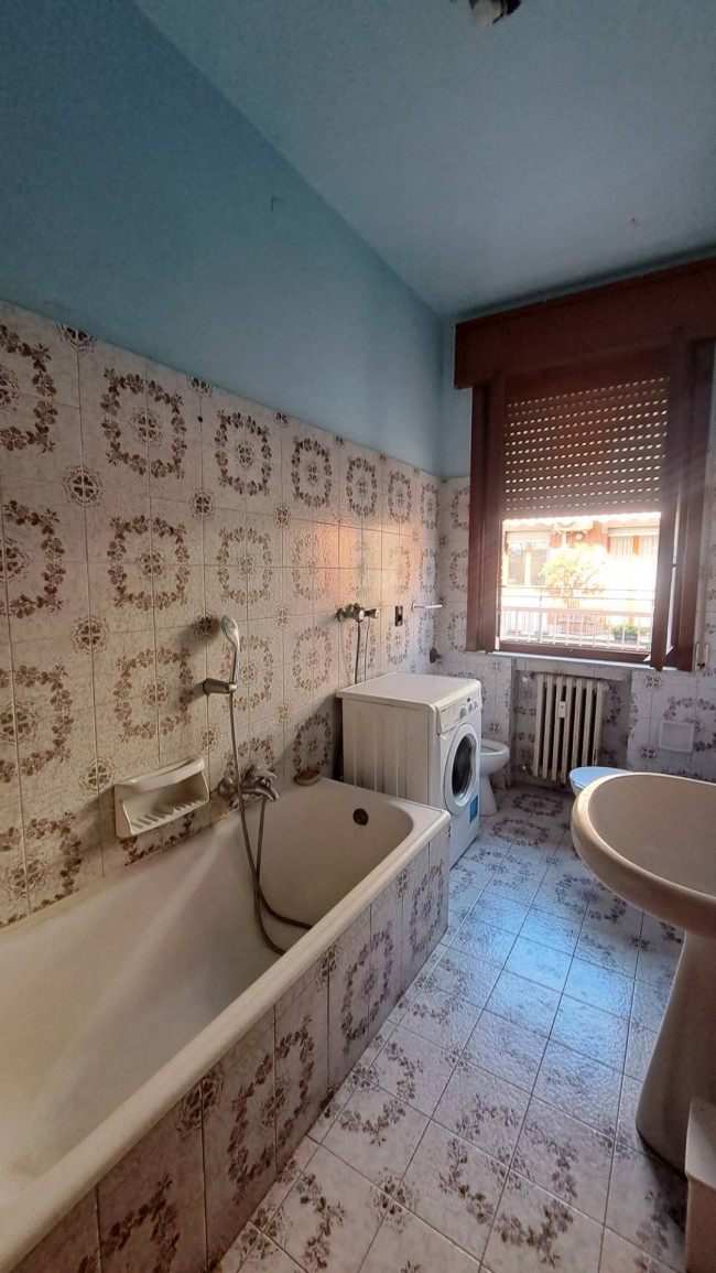 2 CAMERE in vendita a Fidenza