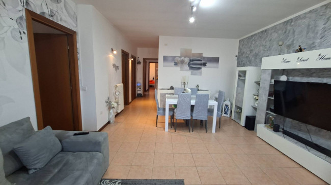 3 CAMERE in vendita a Fidenza