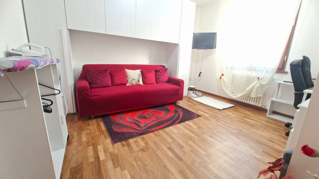 3 CAMERE in vendita a Fidenza