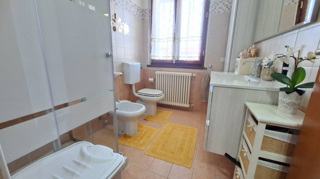 3 CAMERE in vendita a Fidenza