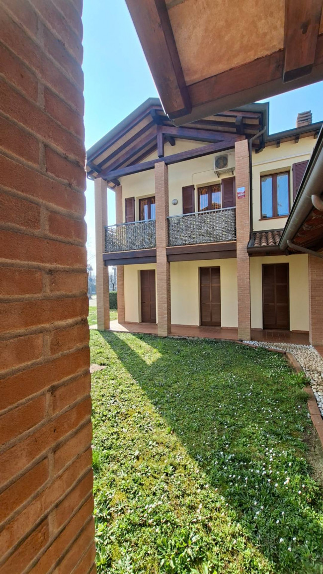 3 CAMERE in vendita a Fidenza