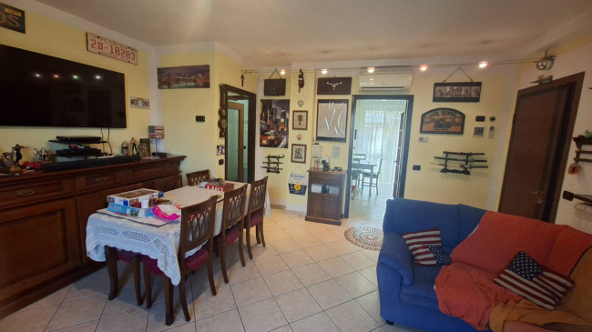 2 CAMERE in vendita a Fidenza