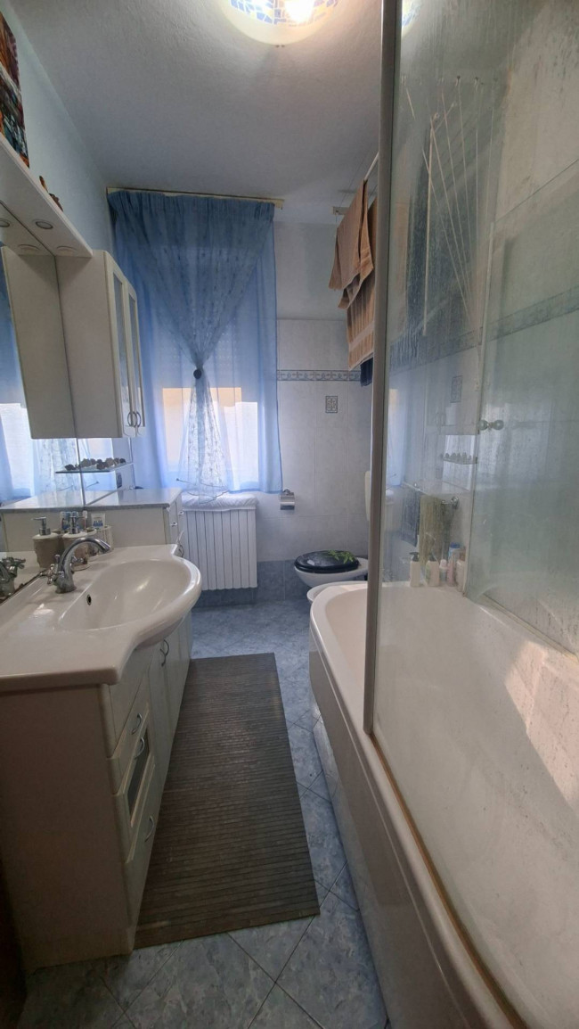 2 CAMERE in vendita a Fidenza