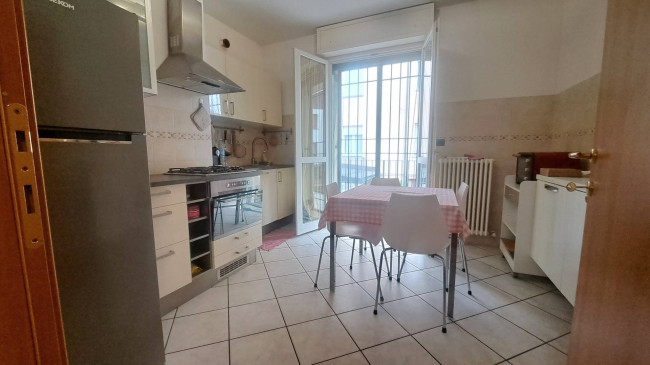 3 CAMERE in vendita a Fidenza