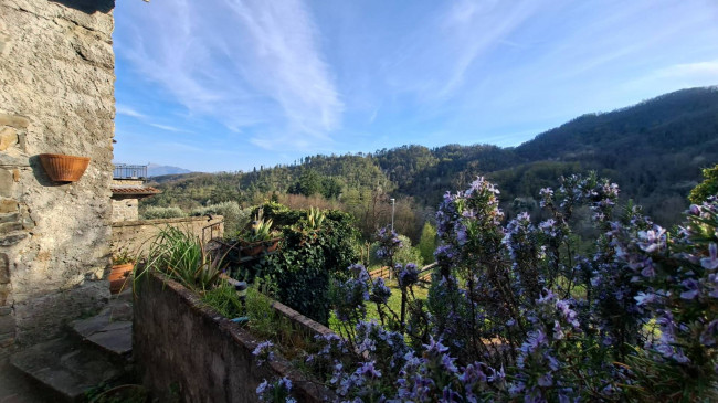CASA SINGOLA in vendita a Mulazzo