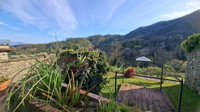 CASA SINGOLA in vendita a Mulazzo