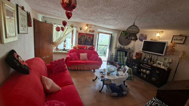 CASA SINGOLA in vendita a Mulazzo