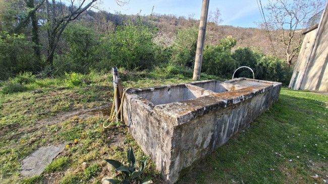 CASA SINGOLA in vendita a Mulazzo