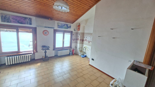 2 CAMERE in vendita a Fidenza