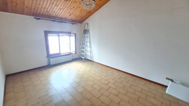 2 CAMERE in vendita a Fidenza