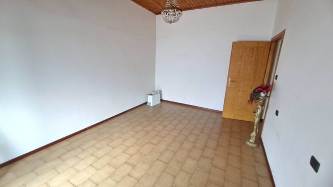 2 CAMERE in vendita a Fidenza