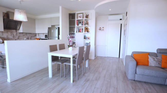 3 CAMERE in vendita a Fidenza