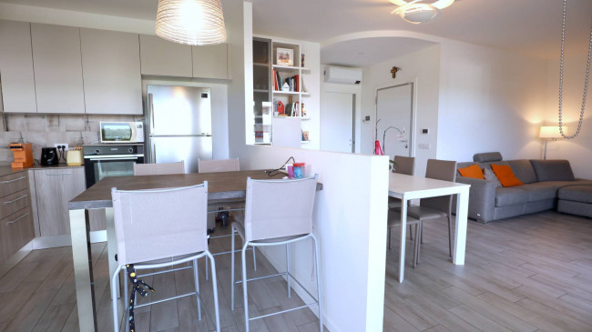3 CAMERE in vendita a Fidenza