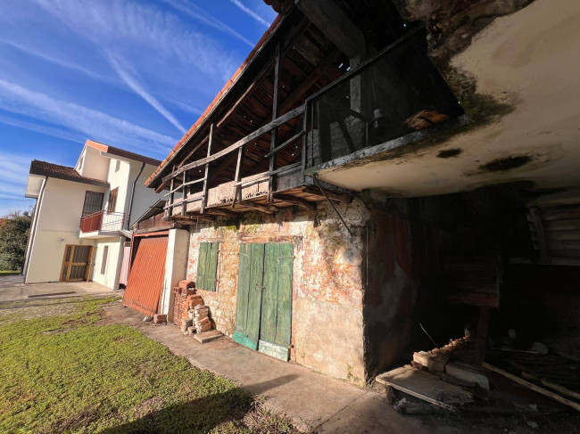 Casa indipendente in vendita a Pedemonte, Aviano (PN)