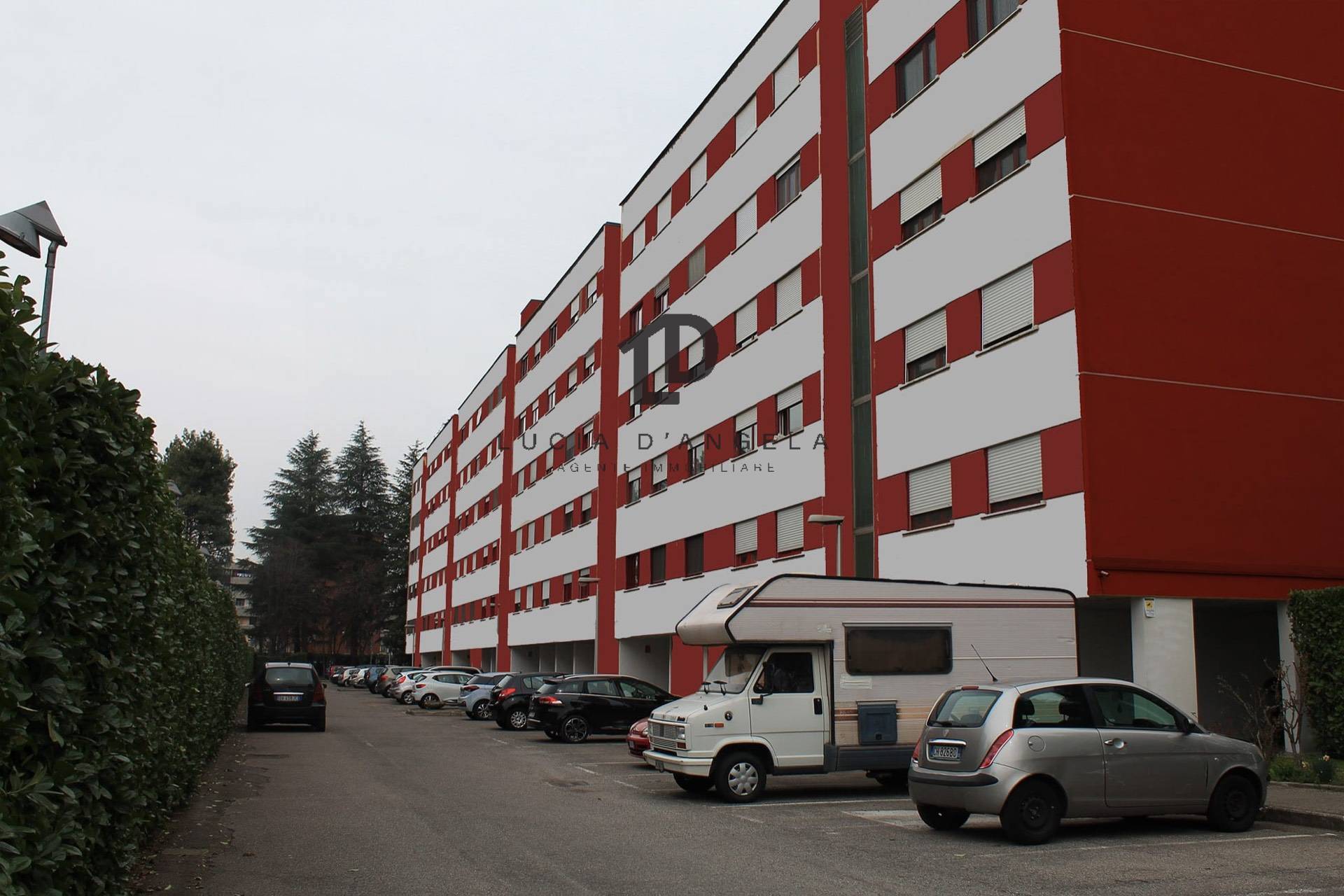 Vendita Quadrilocale Appartamento Legnano 463158